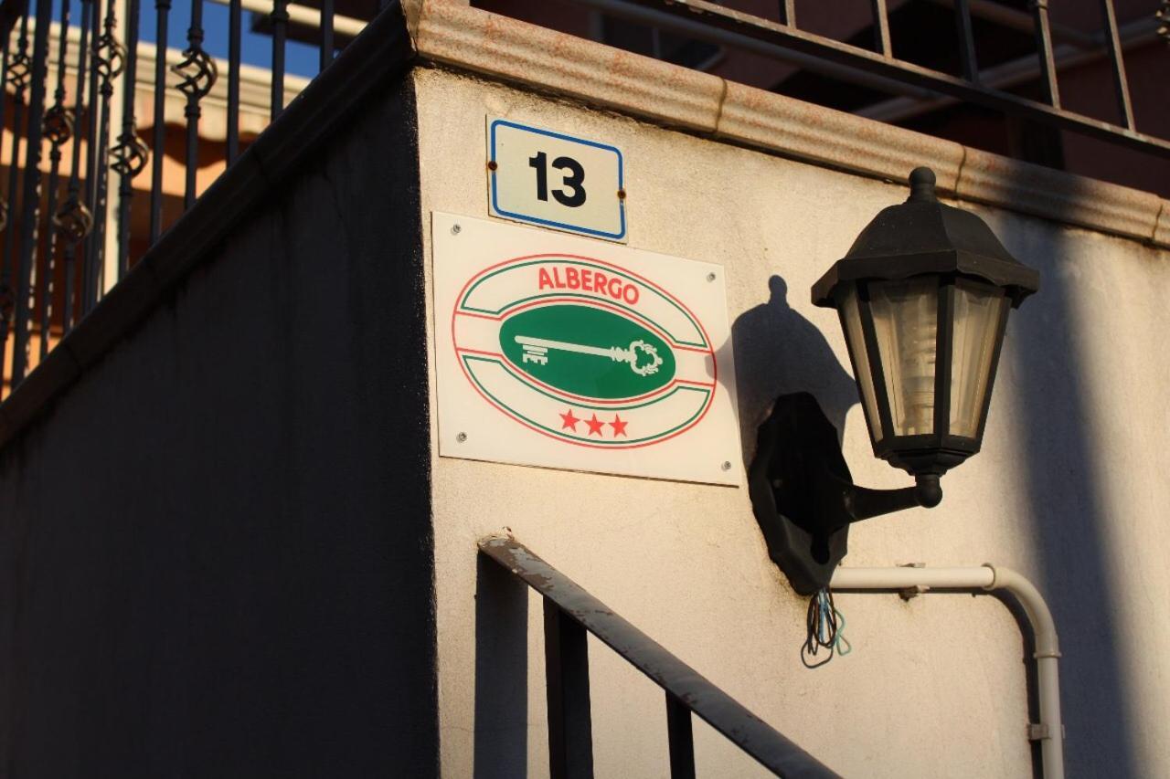 Hotel Ristorante L'Avvenire Джицерия Екстериор снимка