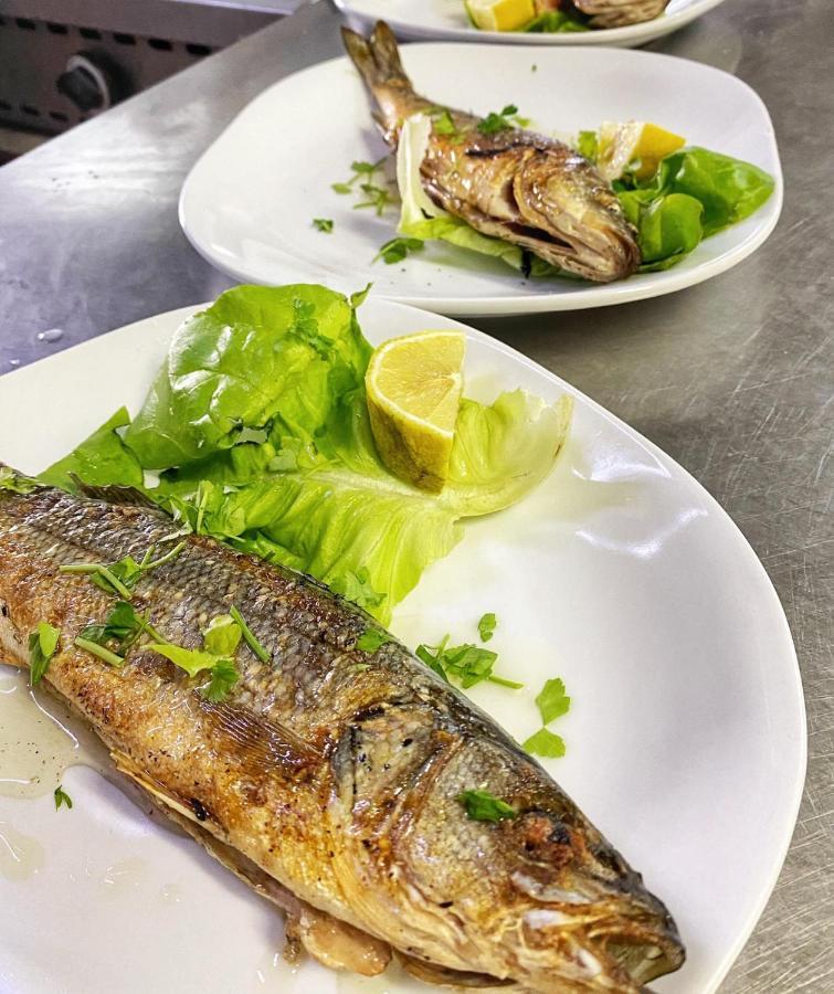 Hotel Ristorante L'Avvenire Джицерия Екстериор снимка