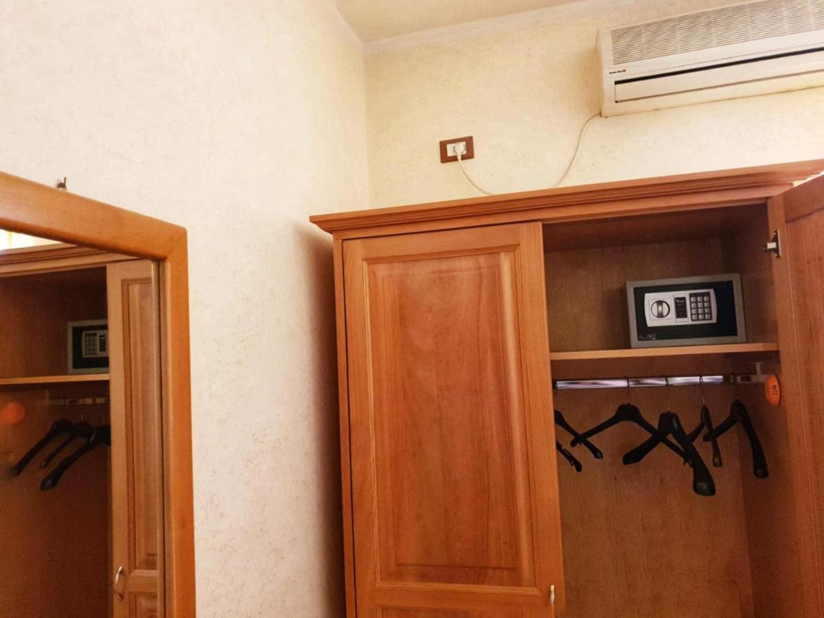 Hotel Ristorante L'Avvenire Джицерия Екстериор снимка