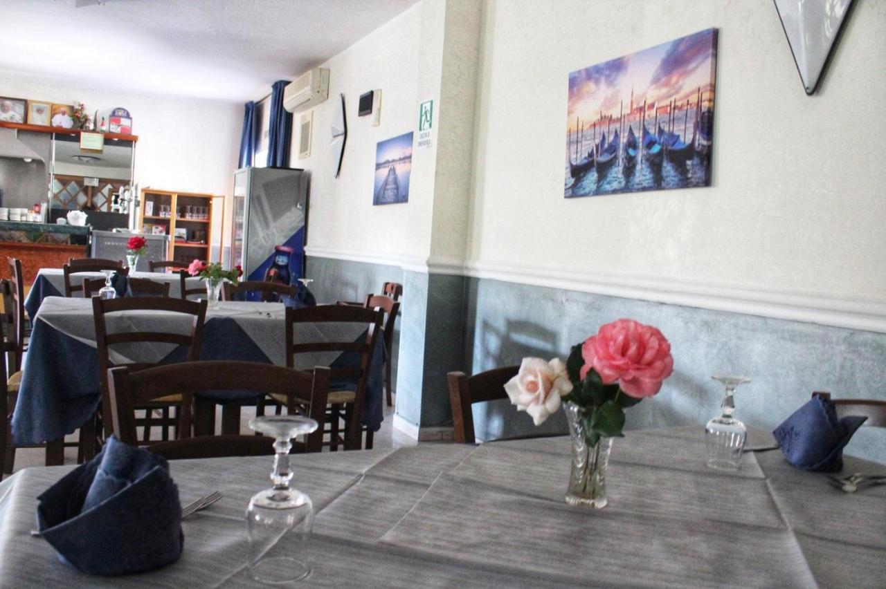 Hotel Ristorante L'Avvenire Джицерия Екстериор снимка